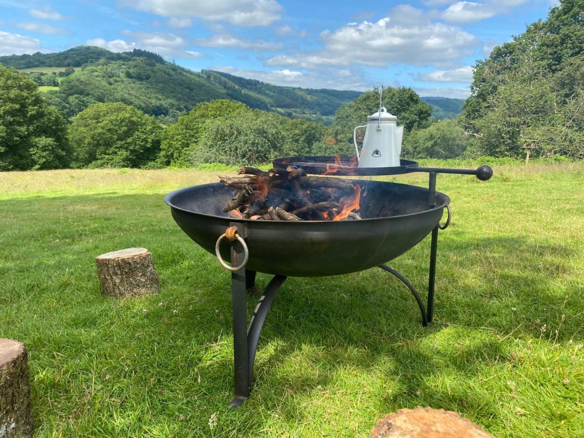 Hotel Black Mountains Glamping Abergavenny Exterior foto